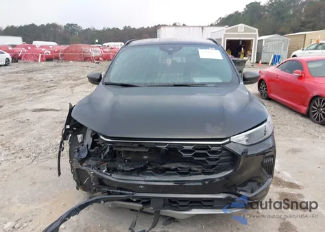 2024 Ford Escape St-Line z USA, uszkodzony, nr VIN 1FMCU0MN2RUA40315